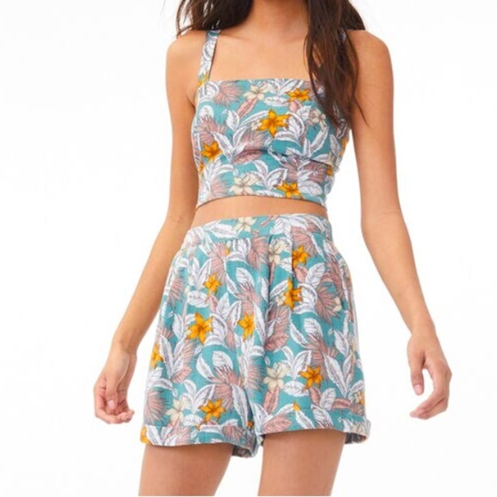 NWT Linen Blend Tropical Leaf High-Rise Paper Bag Shorts & Crop Top Set Sz Small